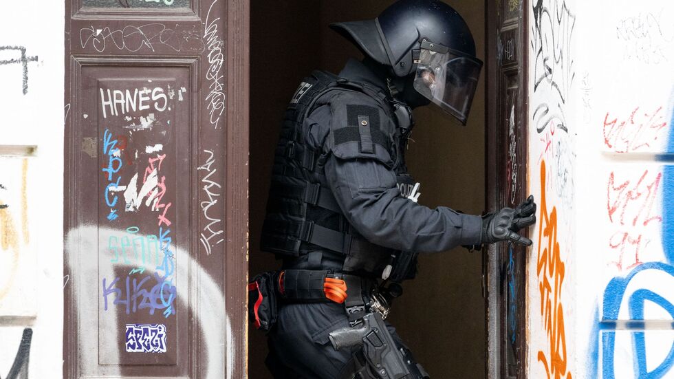 Die sächsische Polizei hat zwei neue Sonderkommissionen eingerichtet - zum islamistischen Extremismus sowie zum Thema Spionage/Sabotage. (Archivbild) 