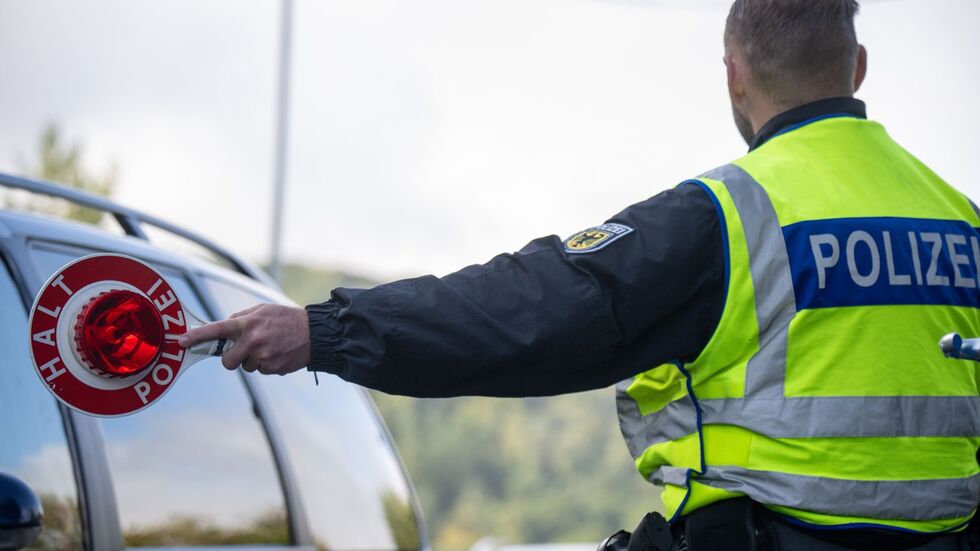 Binnengrenzkontrollen sind im Schengen-Raum eigentlich nicht vorgesehen. (Archivbild) Binnengrenzkontrollen sind im Schengen-Raum eigentlich nicht vorgesehen. (Archivbild)
