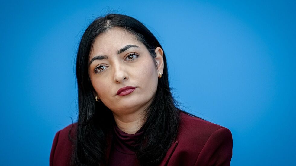 Pawliks Amtsvorgängerin und Parteikollegin, Reem Alabali Radovan (SPD) hatte eine Arbeitsdefinition von Rassismus vorgelegt. (Archivfoto) Pawliks Amtsvorgängerin und Parteikollegin, Reem Alabali Radovan (SPD) hatte eine Arbeitsdefinition von Rassismus vorgelegt. (Archivfoto)