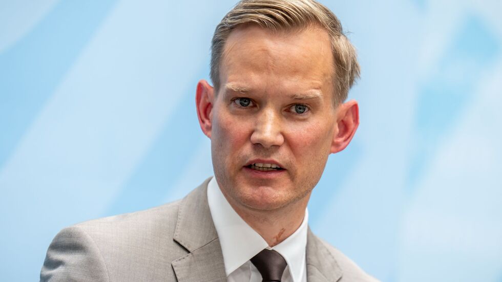 Hendrik Streeck stellt klar: Ihm geht es in der Debatte nicht ums Sparen. (Archivbild) Hendrik Streeck stellt klar: Ihm geht es in der Debatte nicht ums Sparen. (Archivbild)