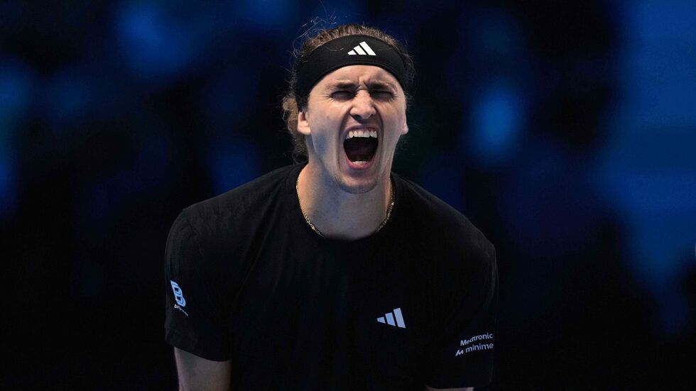 Alexander Zverev schreit seine Freude über den Auftaktsieg bei den ATP Finals heraus. Alexander Zverev schreit seine Freude über den Auftaktsieg bei den ATP Finals heraus.