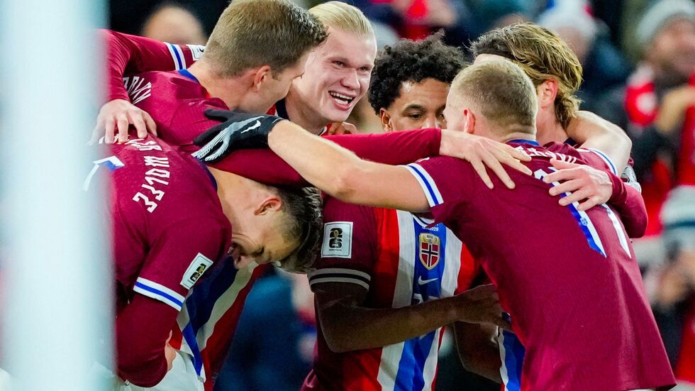 Erling Haaland (M.) erzielte seine Quali-Treffer 13 und 14. Erling Haaland (M.) erzielte seine Quali-Treffer 13 und 14.