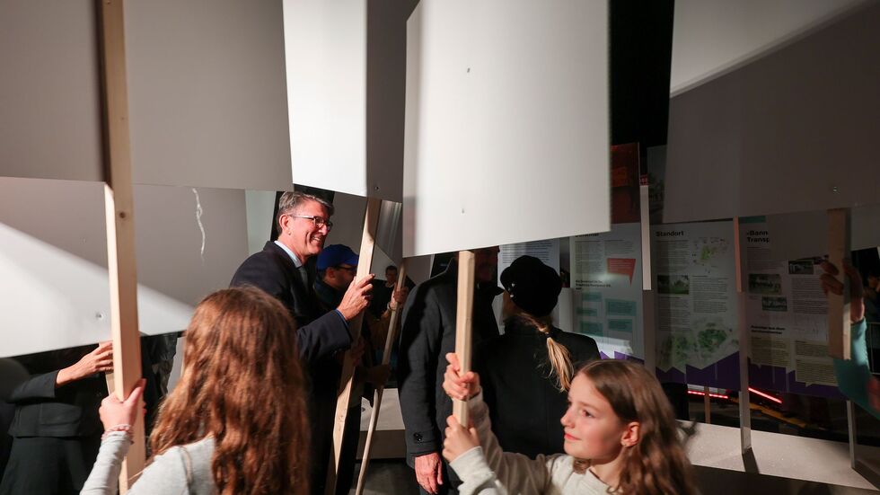 Leipzig bekommt ein Freiheits- und Einheitsdenkmal. Leipzig bekommt ein Freiheits- und Einheitsdenkmal.