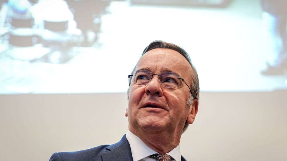 Verteidigungsminister Boris Pistorius (SPD) zeigte sich zufrieden. Verteidigungsminister Boris Pistorius (SPD) zeigte sich zufrieden.