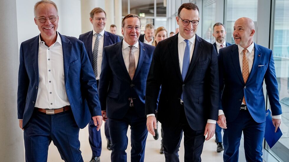 In der Koalition hatte es lange unterschiedliche Positionen gegeben. In der Koalition hatte es lange unterschiedliche Positionen gegeben.