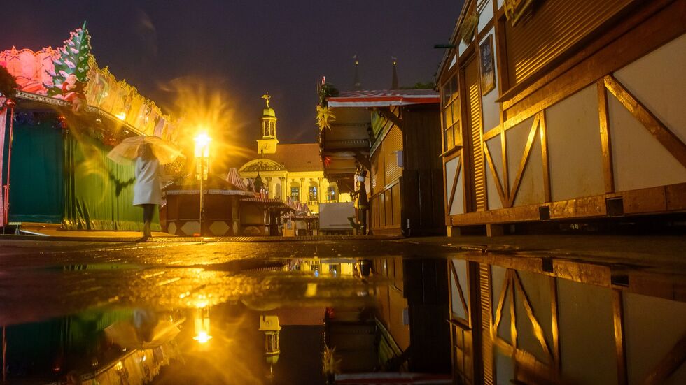 Schaustellerbund: «Ein Ausfall des Magdeburger Weihnachtsmarkts ist unter keinen Umständen zu akzeptieren.» Schaustellerbund: «Ein Ausfall des Magdeburger Weihnachtsmarkts ist unter keinen Umständen zu akzeptieren.»