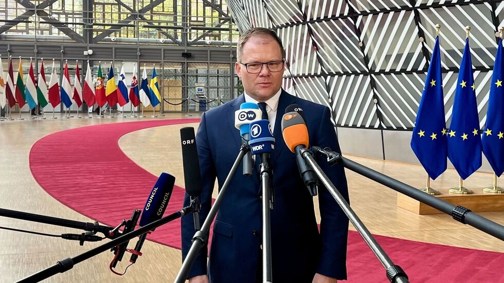 War bis zum frühen Morgen in Brüssel für stundenlange Verhandlungen: Umweltminister Carsten Schneider (SPD).