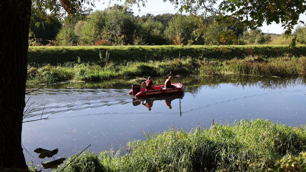 Einsatzkräfte suchten weiter nach dem vermissten Kind. Einsatzkräfte suchten weiter nach dem vermissten Kind.