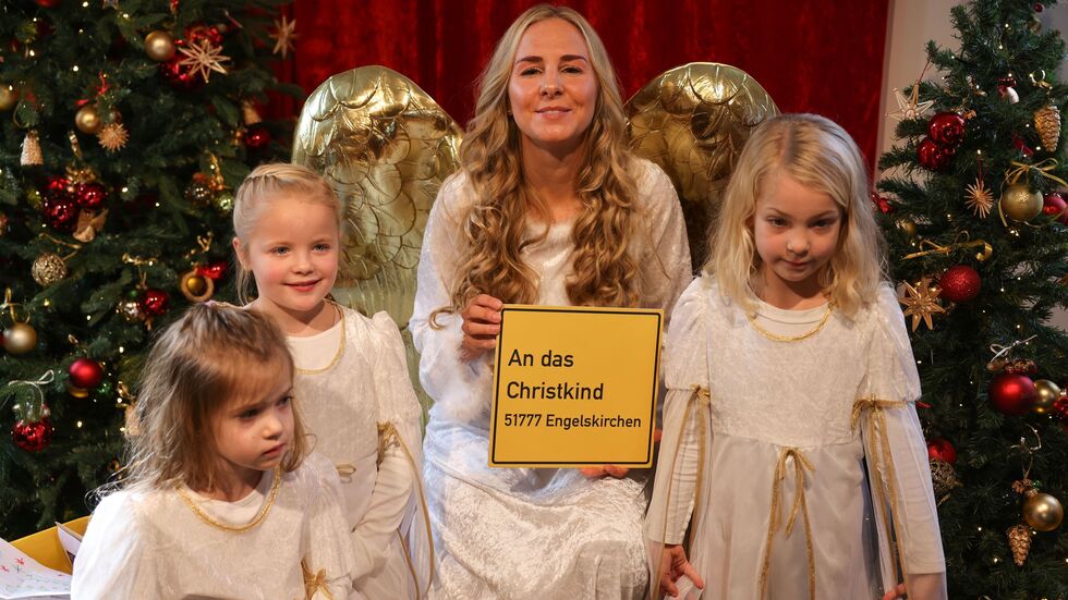 Schon jetzt sind rund 9.000 Briefe dort eingegangen. Schon jetzt sind rund 9.000 Briefe dort eingegangen.