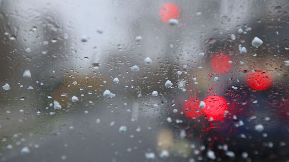 Es wird nasskalt. (Symbolbild) Es wird nasskalt. (Symbolbild)