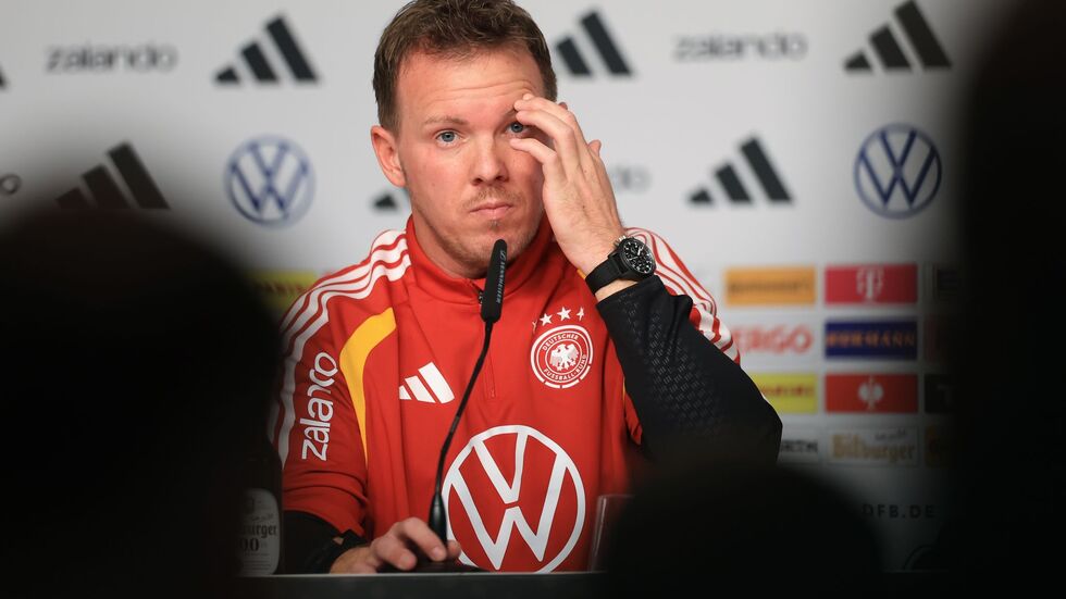 Julian Nagelsmann spricht bei der Pressekonferenz vor dem Slowakei-Spiel. 