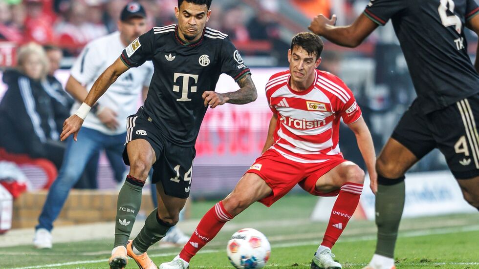 Luis Díaz (l.) zeigte beim Ausgleich zum 1:1 seine ganze Klasse. Luis Díaz (l.) zeigte beim Ausgleich zum 1:1 seine ganze Klasse.