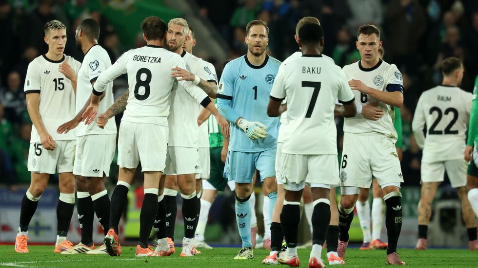 Von den Kollegen wurde Baumann gelobt. Von den Kollegen wurde Baumann gelobt.