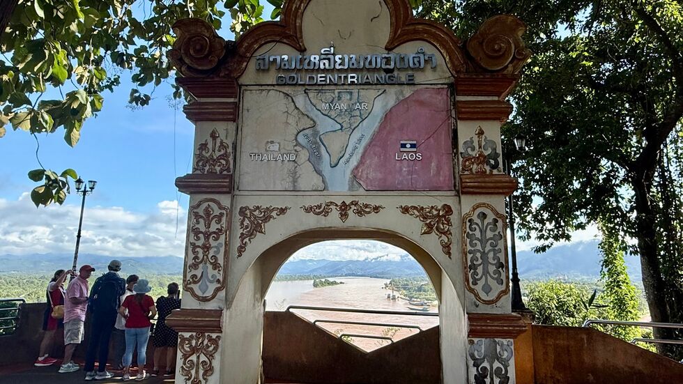 Das Goldene Dreieck ist bis heute ein mythischer Ort und bei Touristen aus aller Welt beliebt. Das Goldene Dreieck ist bis heute ein mythischer Ort und bei Touristen aus aller Welt beliebt.