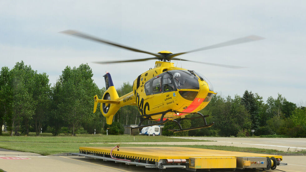 Zur Rettung wurde der in Senftenberg stationierte Hubschrauber angefordert.