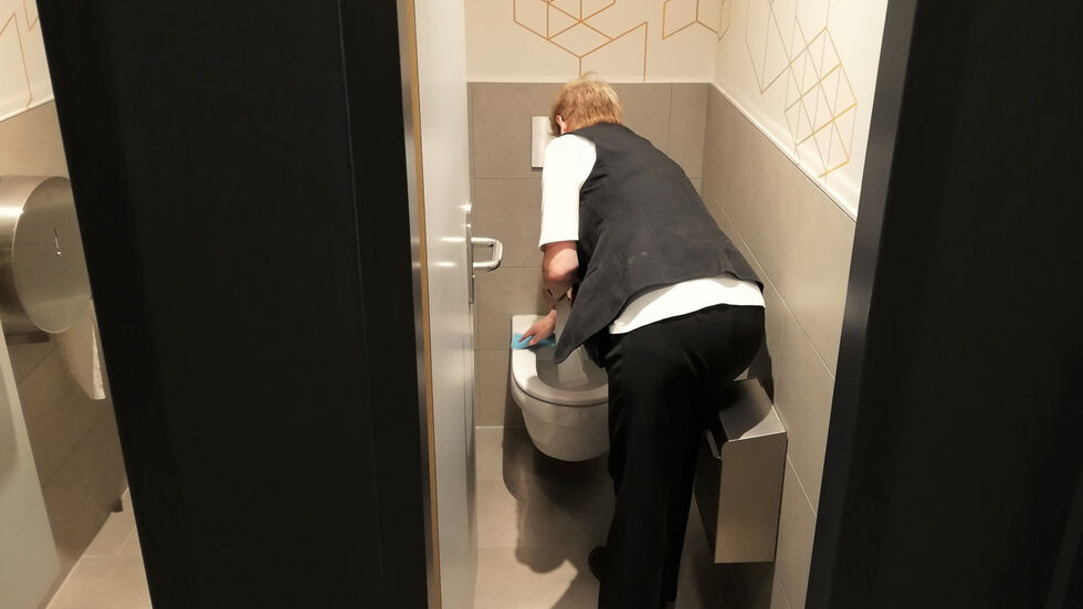 Toilettenfrau Kerstin Kallinger. Foto: kmk