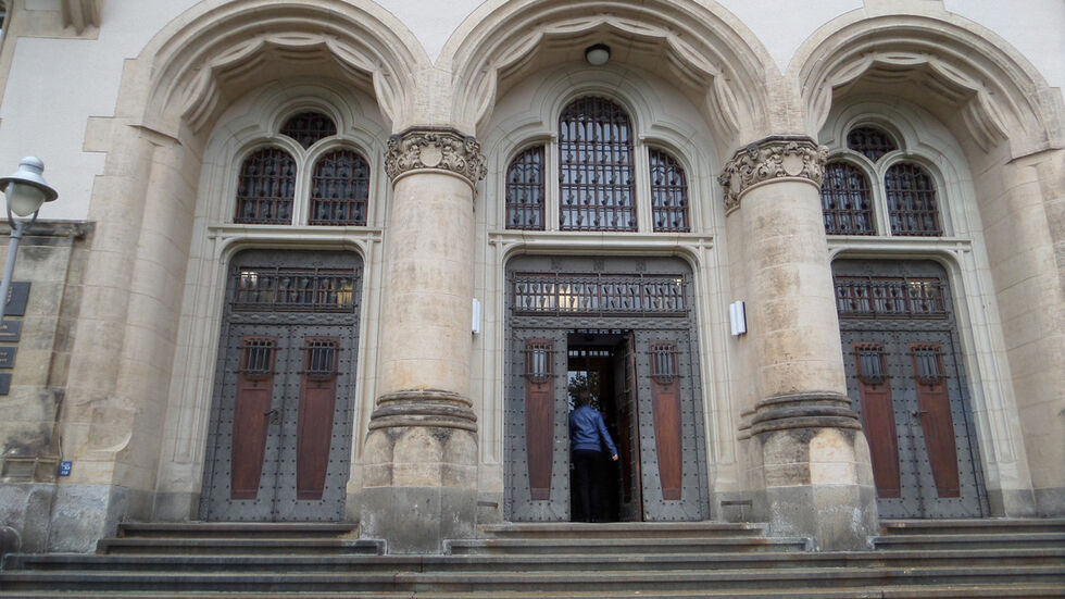 Eingang zum Justizgebäude in Bautzen. Foto: kmk Eingang zum Justizgebäude in Bautzen.