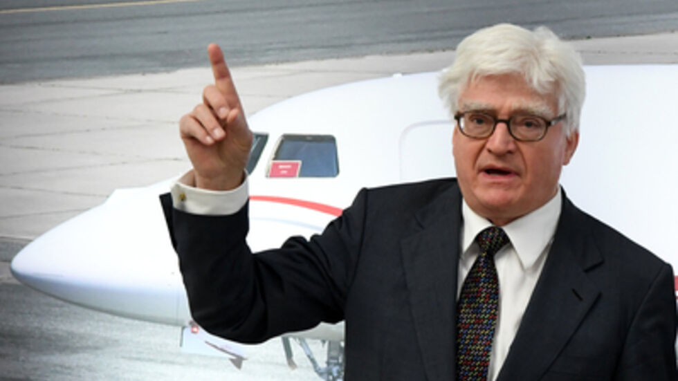 Medizinprofessor Winfried Stöcker. Der aus der Oberlausitz stammende Unternehmer wurde 1999 Professor der Medizinischen Tongji-Hochschule in Wuhan. Vor sieben Jahren kaufte der das Görlitzer Kaufhaus. Er will es sanieren. Seine Firma Euroimmun hatte er 2017 an das US-amerikanische Unternehmen PerkinElmer verkauft. Foto: Archiv (dpa) Medizinprofessor Winfried Stöcker. Der aus der Oberlausitz stammende Unternehmer wurde 1999 Professor der Medizinischen Tongji-Hochschule in Wuhan. Vor sieben Jahren kaufte der das Görlitzer Kaufhaus. Er will es sanieren. Seine Firma Euroimmun hatte er 2017 an das US-amerikanische Unternehmen PerkinElmer verkauft. Foto: Archiv (dpa)