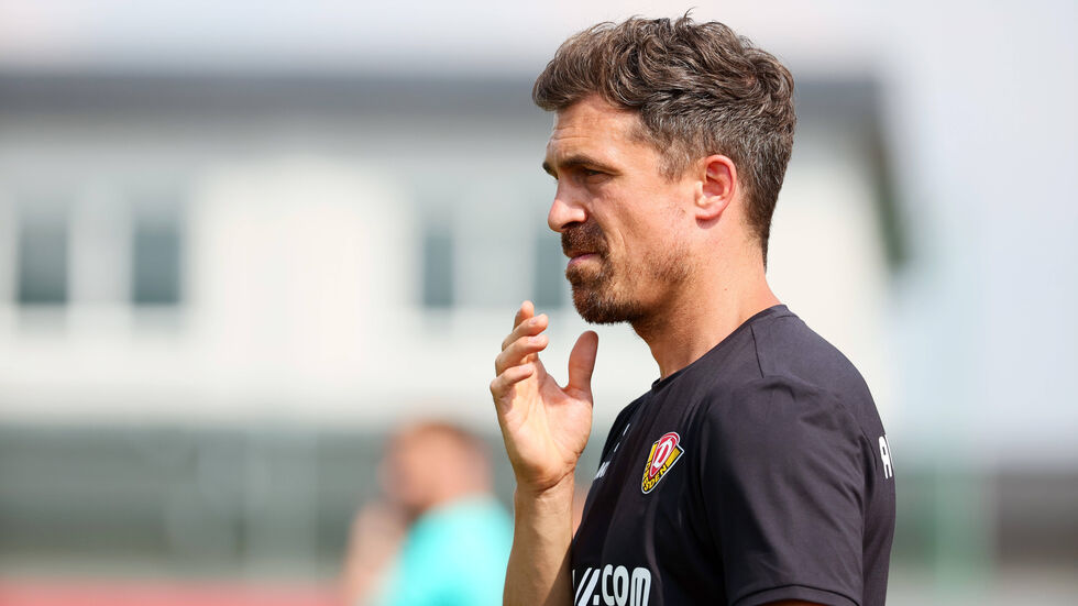 Dynamo Trainer Stamm noch auf Form Suche Dynamo Trainer Stamm noch auf Form Suche