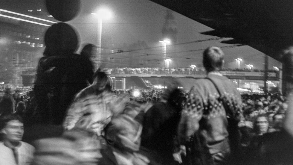 Foto vom 9.Oktober 1989: die erste große Montagsdemonstration in der DDR in Leipzig