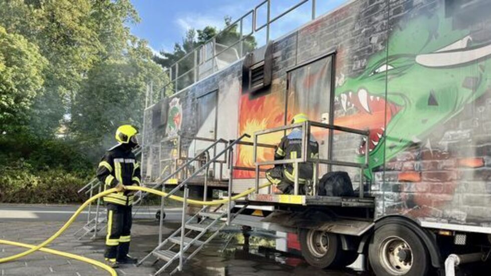 Brandübungscontainer. Die Innentemperatur kann bis auf 400 Grad erhöht werden.