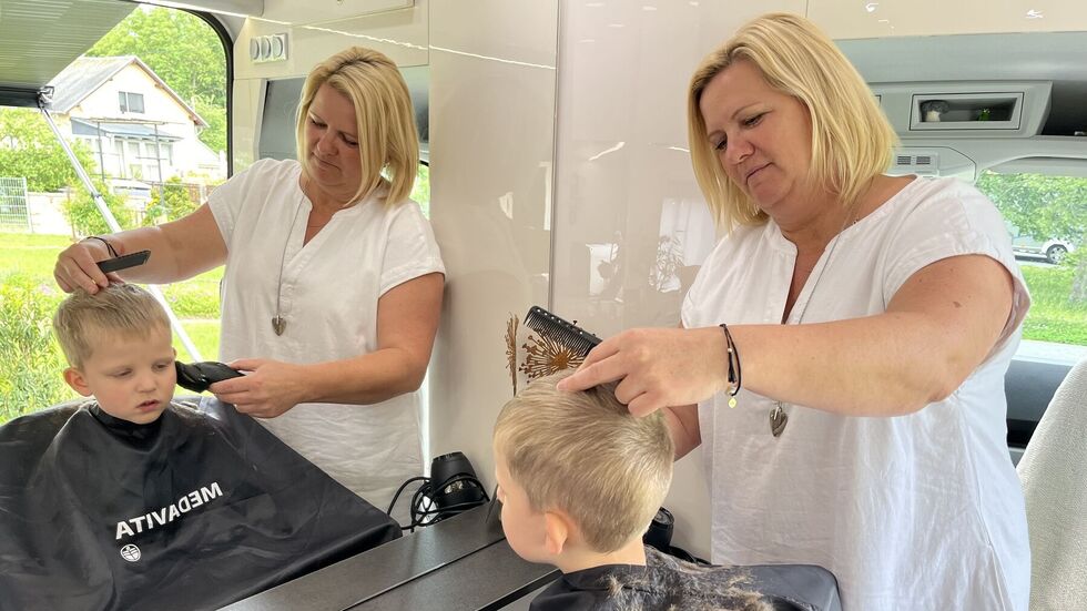 Peggy Haase frisiert auch Kinder Peggy Haase frisiert auch Kinder