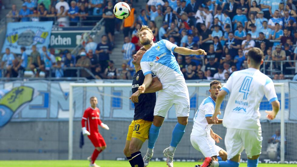 Dynamo enttäuscht beim Testspiel in Chemnitz und verliert mit 0:1 Dynamo enttäuscht beim Testspiel in Chemnitz und verliert mit 0:1