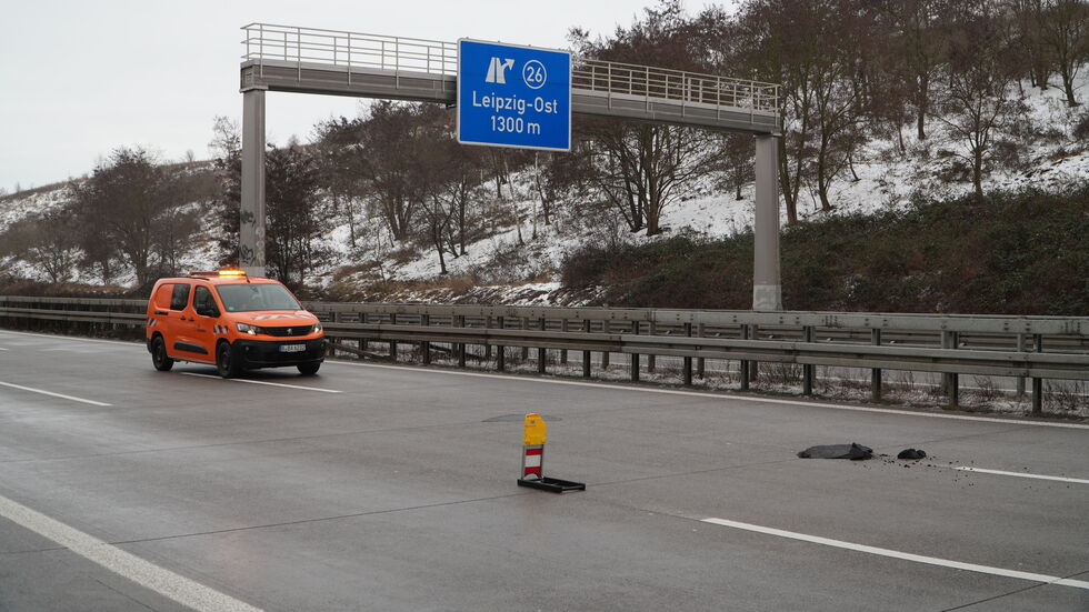 Teile der A14 bei Leipzig-Paunsdorf mussten vorübergehend gesperrt werden.