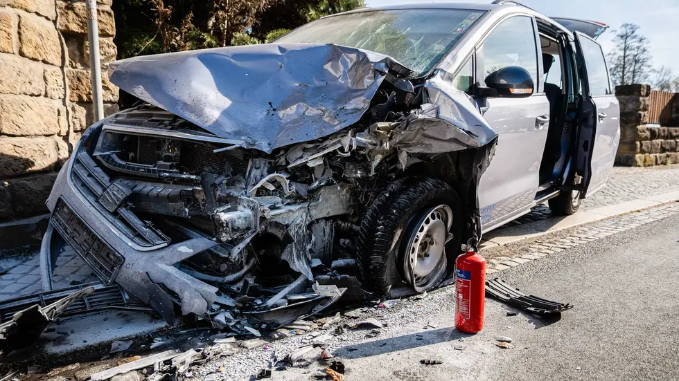 Schwerer Frontal-Crash im Kreis Bautzen am Mittwochnachmittag.