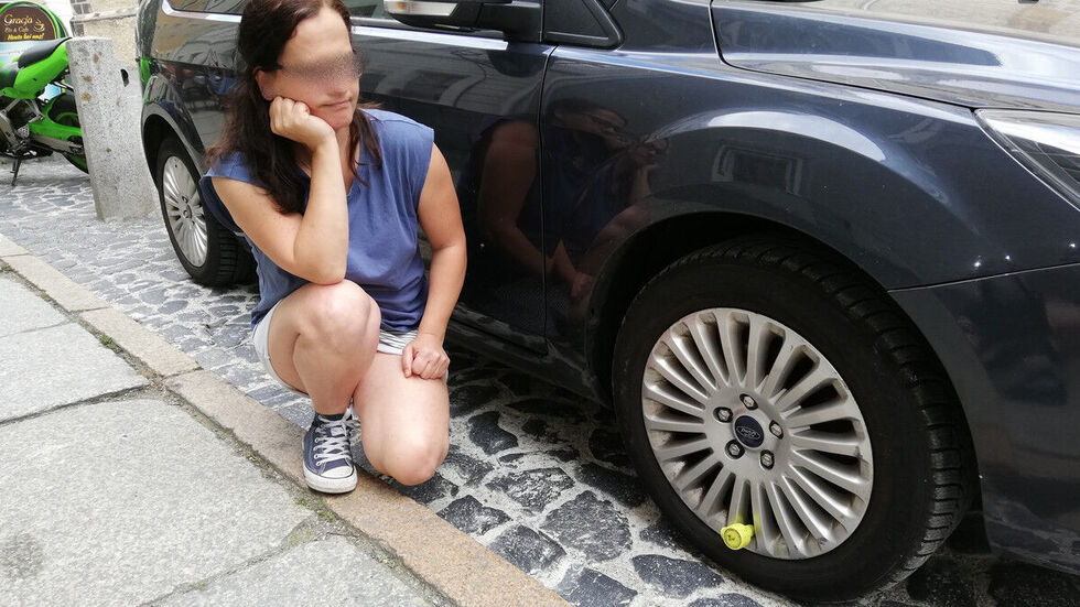 Knöllchen bekommen, aber vergessen zu bezahlen - Petra S. (Name geändert) wollte am vergangenen Freitag mit den Kindern zum Baden am Berzdorfer See. Aber daraus wurde nichts. Foto: kmk