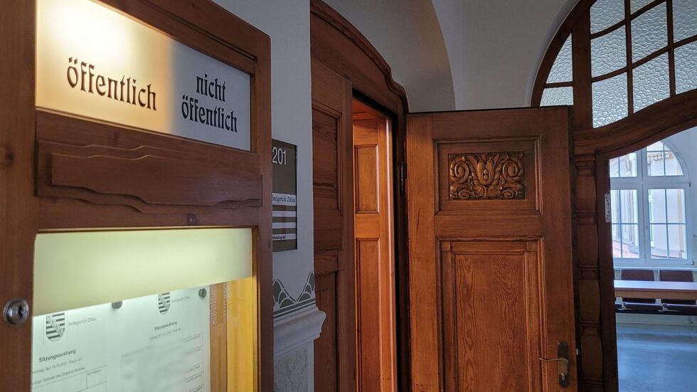 Verhandlungssaal im Amtsgericht Zittau