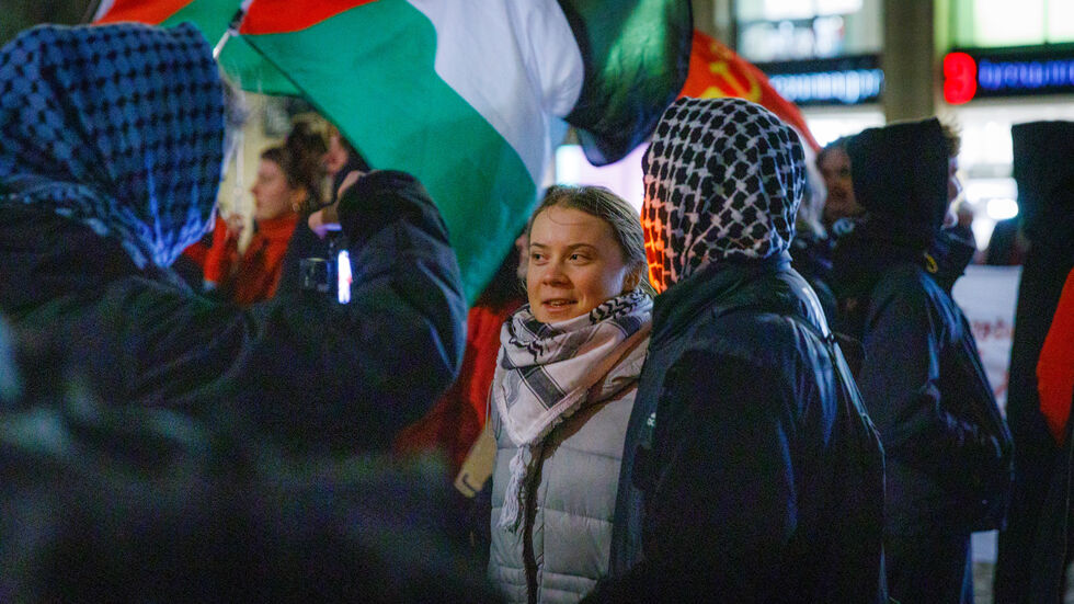 Greta Thunberg (21) am Mittwochabend bei einer Pro-Palästina-Demo in der Leipziger Innenstadt.