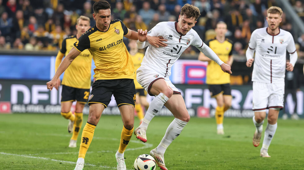 Punkteteilung! Gegen Ingolstadt kommt Dynamo nicht über ein 2:2 hinaus. Punkteteilung! Gegen Ingolstadt kommt Dynamo nicht über ein 2:2 hinaus.